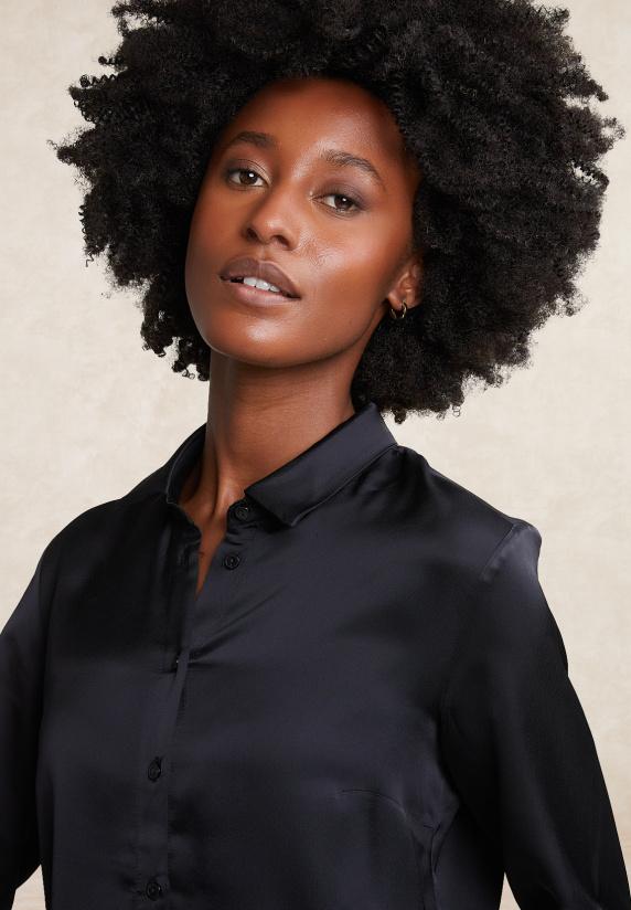 River Woods Klassieke Blouse Zwart