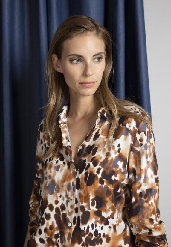 river woods Lossere klassieke blouse in multi