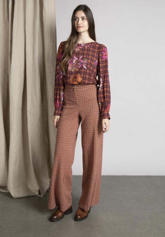 river woods Oversized slipoverblouse in bruin