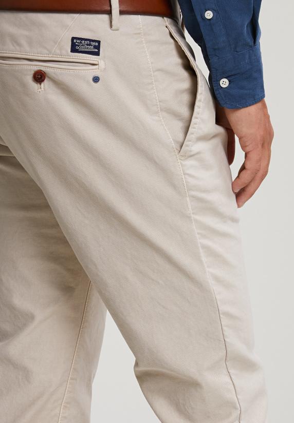 River Woods Slim Fit Basic Chinobroek Sand