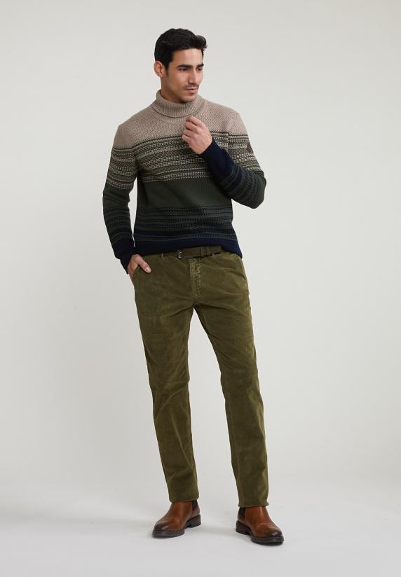 River Woods Tight Fit Ribfluwelen Broek Kaki