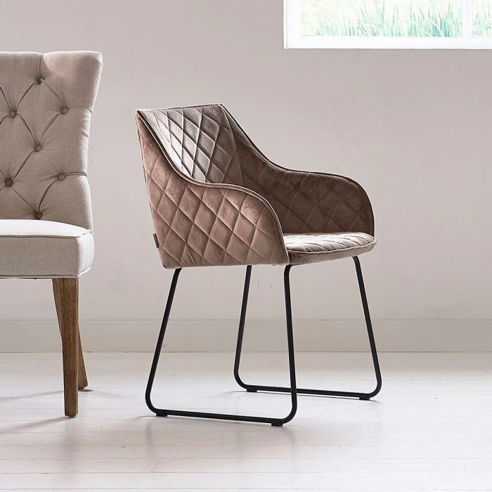 Riviera Maison Eetkamerstoel Frisco Drive Golden Mink Velvet