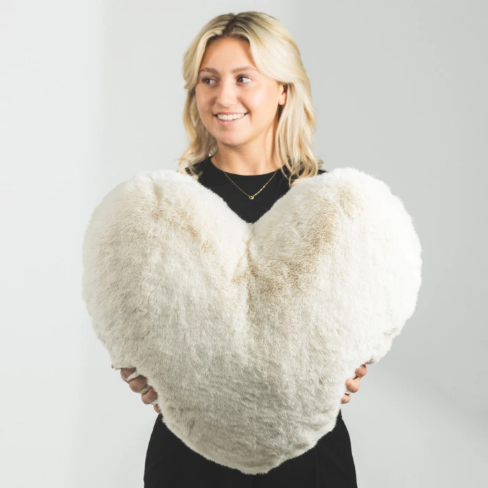 Riviera Maison Faux Fur Kussen Heather Heart