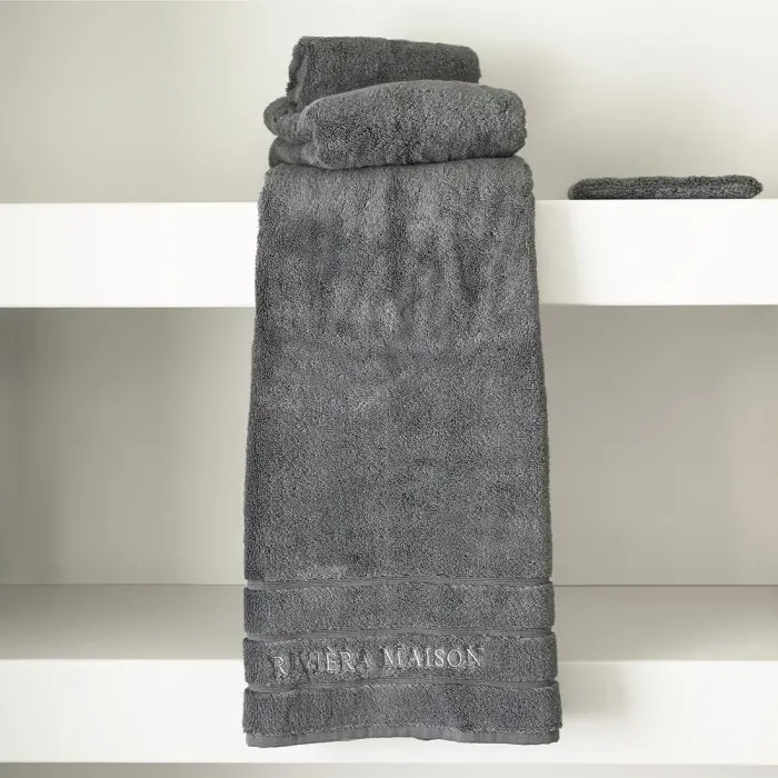 Riviera Maison Handdoek RM Hotel Antraciet 140x70