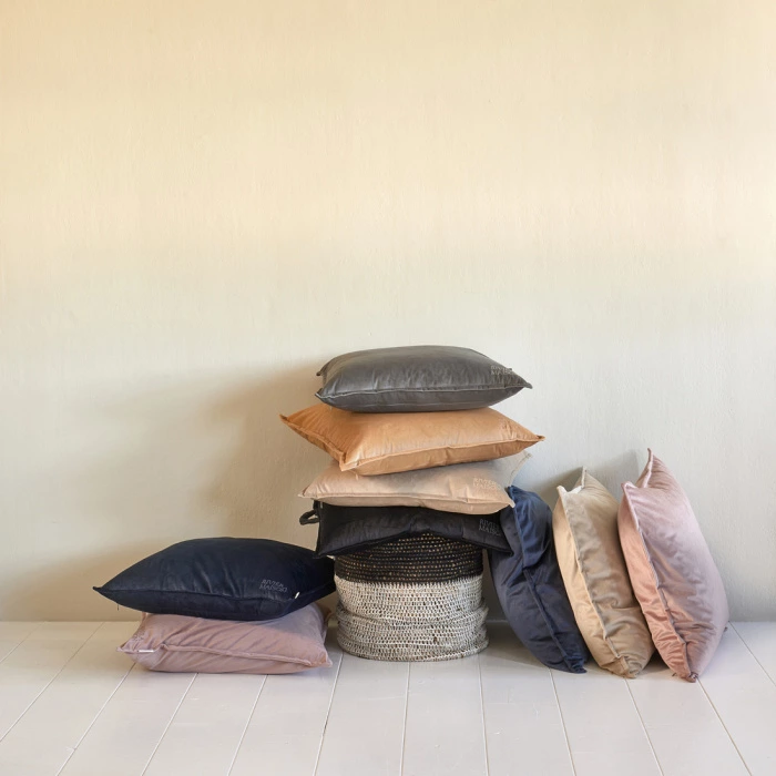 Riviera Maison Kussenhoes RM Velvet Zwart 60x60 Cm