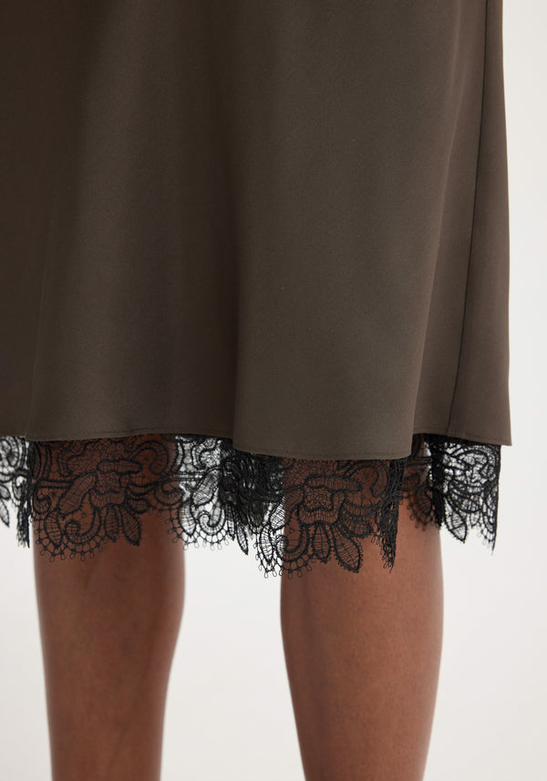 Róhe Lace-trimmed Silk Skirt | Earth
