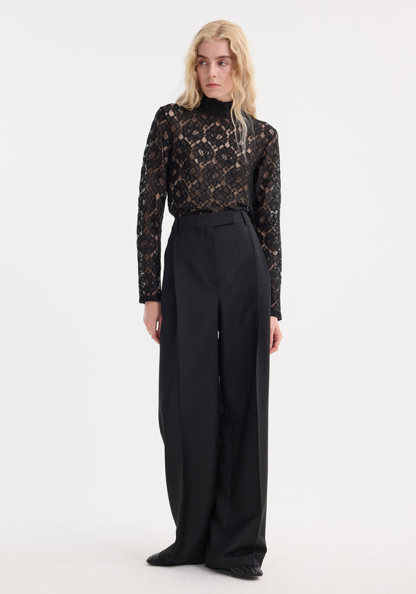 Róhe Lace Turtleneck Top | Black