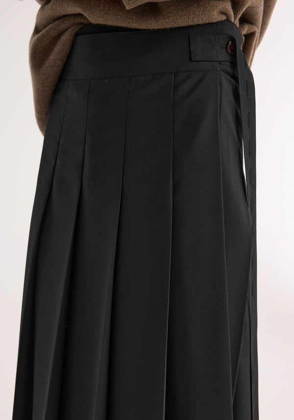Róhe Plissé Wrap Skirt | Black