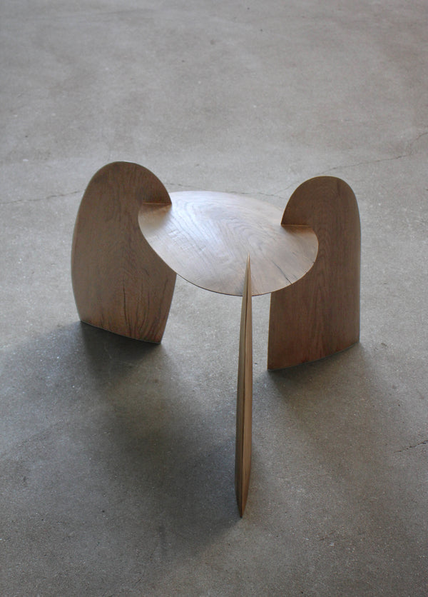 róhe sculpted stool | 4673