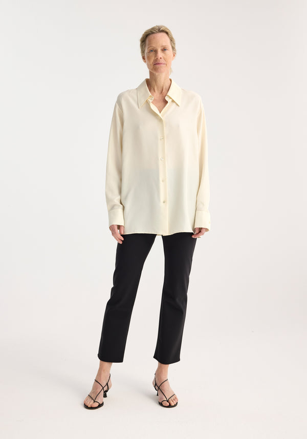 róhe signature shirt in washed silk | cream