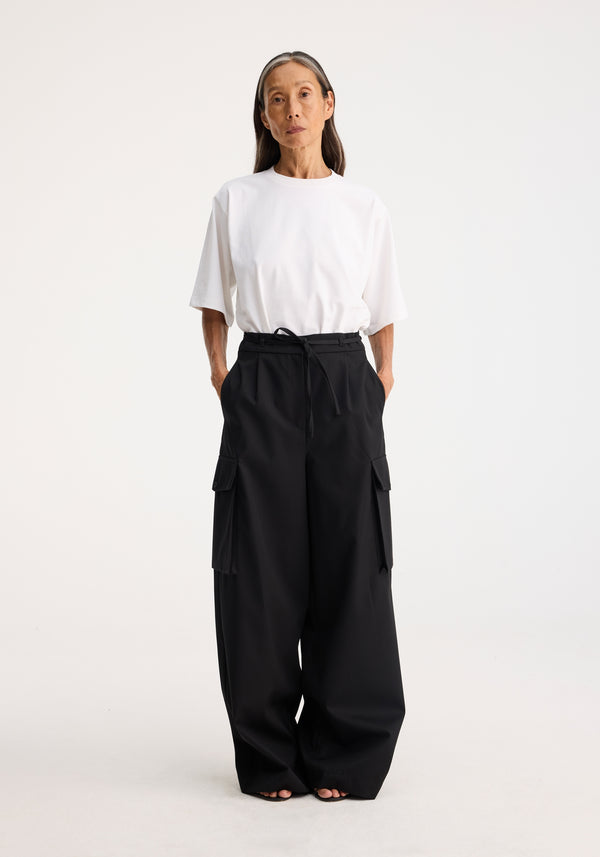 Róhe Tailored Cargo Trousers | Black
