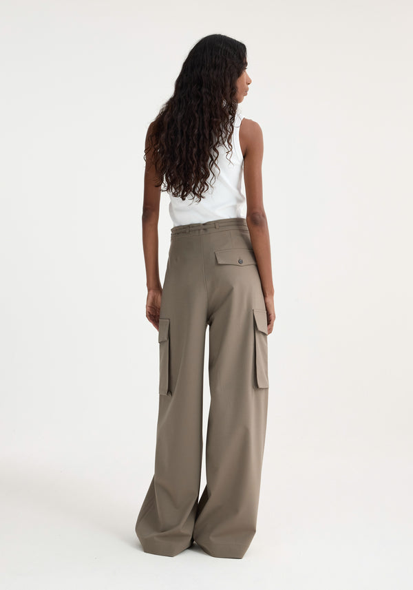 Róhe Tailored Cargo Trousers | Taupe