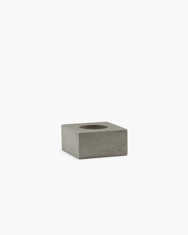 roos van de velde Egg cup concrete Uovo