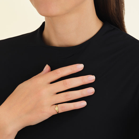 Rosefield Rosey Pinky Ring Goudkleurig