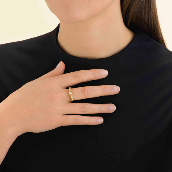 Rosefield Swirl Ring