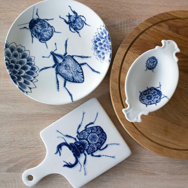 Royal Delft Bord Bugs