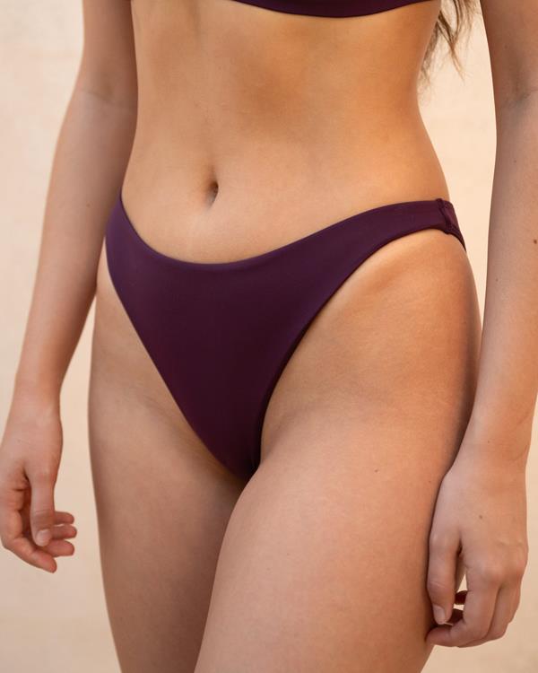 sam friday Bahia Port