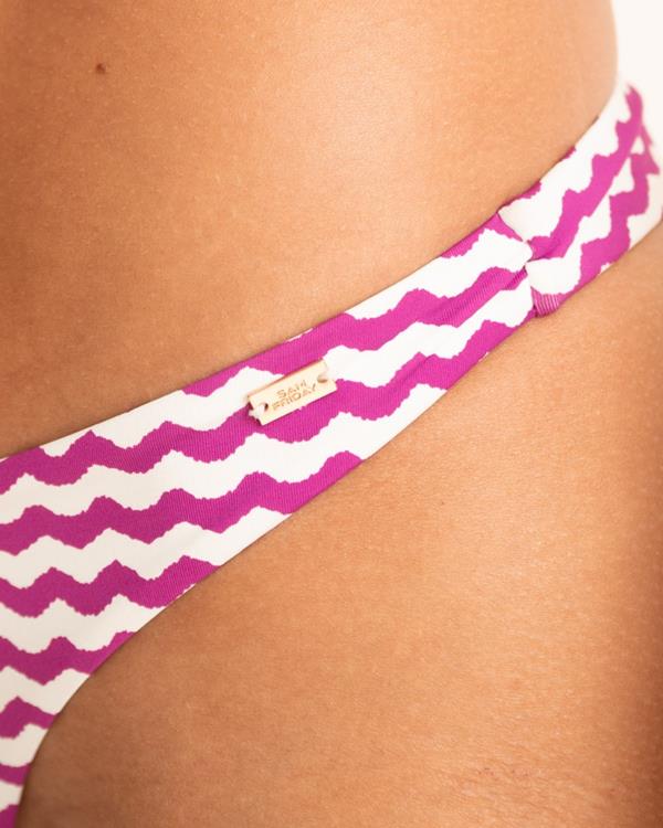 Sam Friday Bay Purple Wave