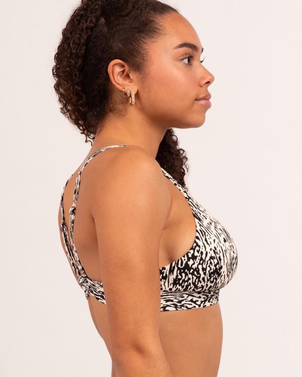 Sam Friday Flood Animal Mono