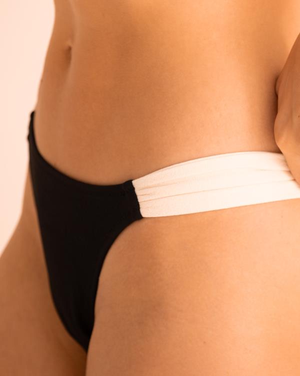 Sam Friday Kai Black Pearl