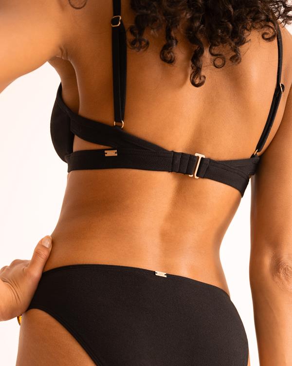 Sam Friday Marina Black