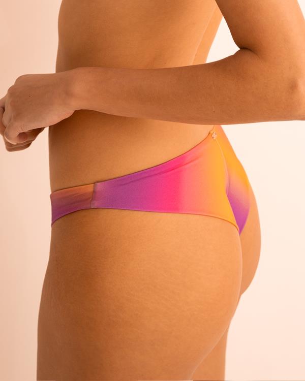 Sam Friday Maui Gradient Shimmer