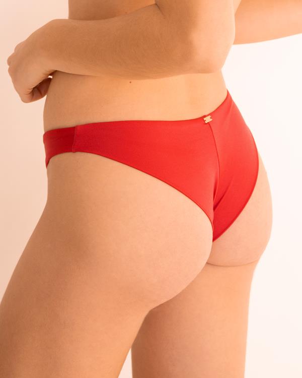 Sam Friday Maui Ruby Shimmer