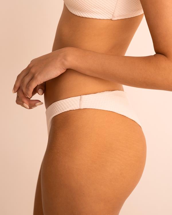 Sam Friday Maui Shell