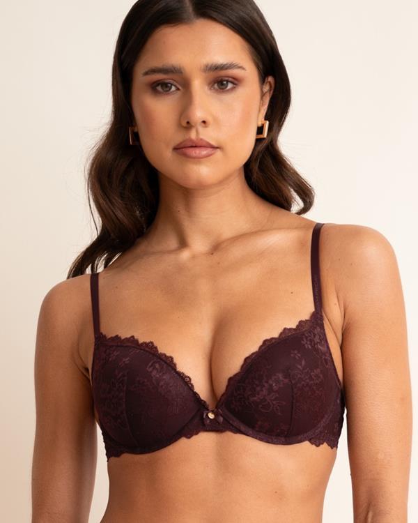 sam friday Polly Port