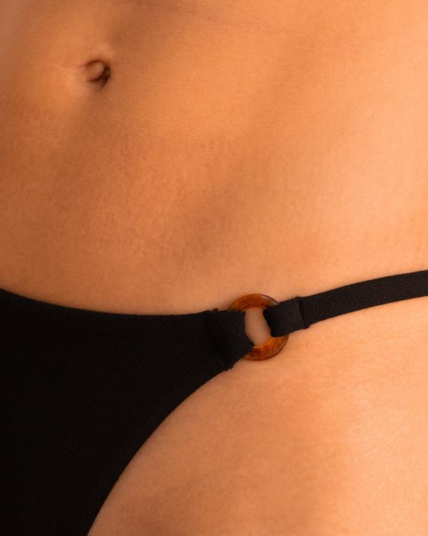 Sam Friday Seca Black