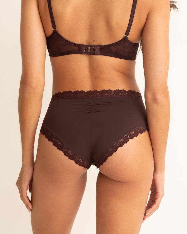 Sam Friday Stevie Port