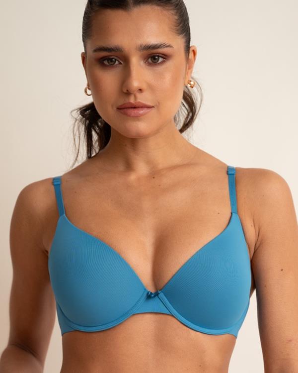 Sam Friday Tayla Aqua