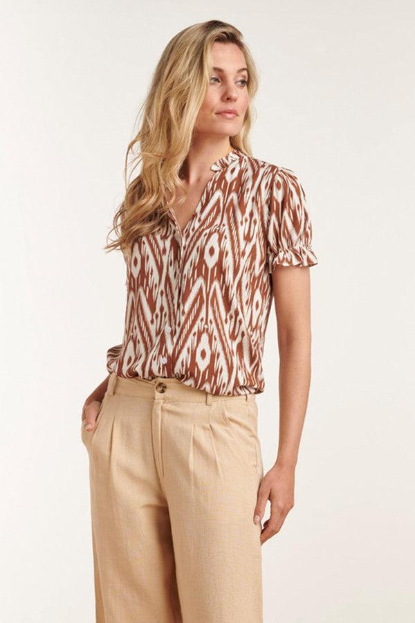Smashed Lemon 23015 Stijlvolle Losvallende Top Met Aztec-Printv-Hals - / Alianne Top | White-Brown