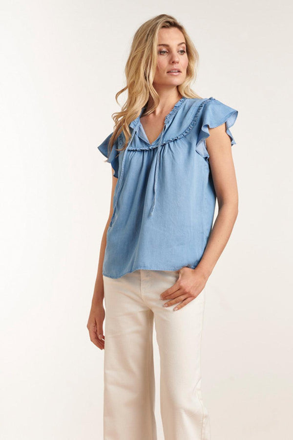 Smashed Lemon 23078 Licht Tencel Top Met Vlindermouwenruches | Medium Blue Denim