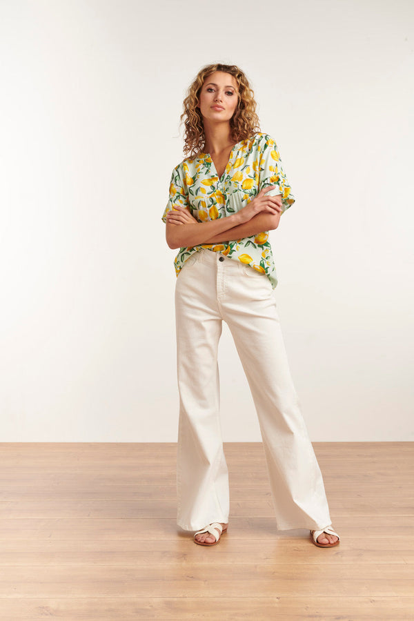 Smashed Lemon 23095 Women'S Casual Summer Short Sleeve Citroen Printed Tops | Light Green-Yellow