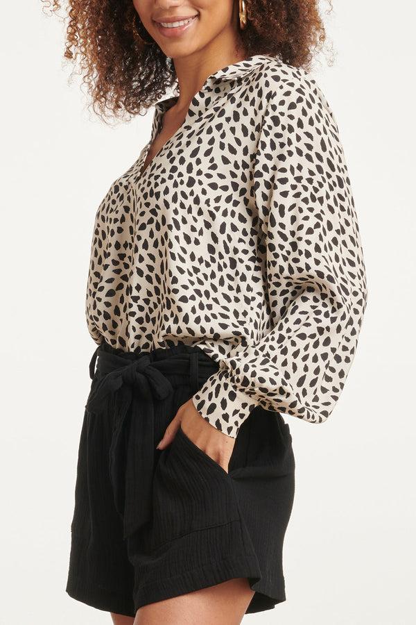 Smashed Lemon 24029 V-Hals Top Met Kraag | Sand-Black