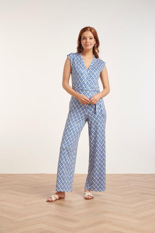 smashed lemon 24033 Wikkelstijl Jumpsuit Met Ornament Print | Cobalt Blue-White