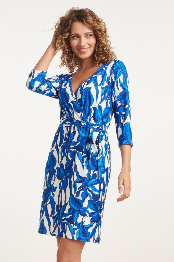 smashed lemon 24051 Aansluitende Wrap Jurk Met Stretch | White-Blue smashed lemon 24051 Aansluitende Wrap Jurk Met Stretch | White-Blue