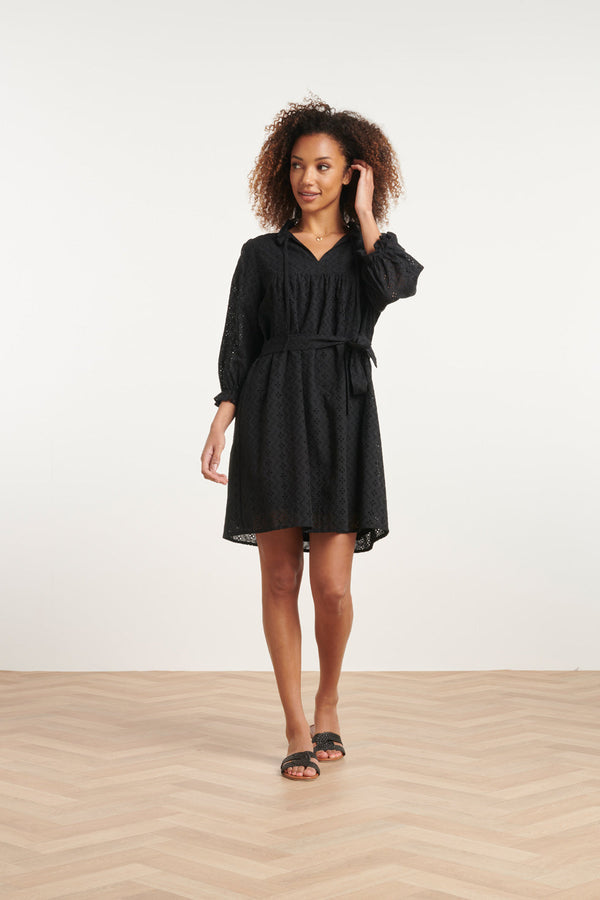 Smashed Lemon 24097 Brie Anglaise Kort Jurkje | Black