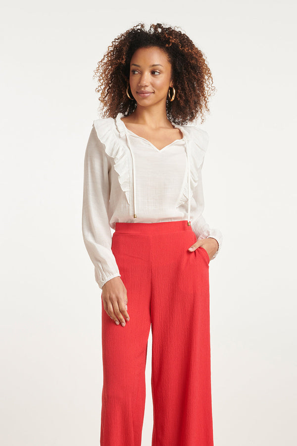 Smashed Lemon 24100 Te Feminine Top Met Ruche | White