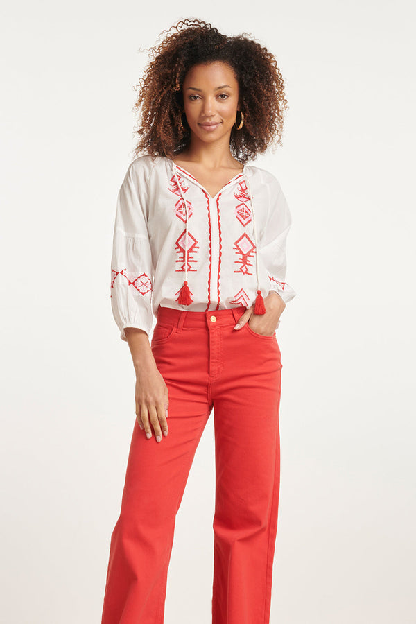 smashed lemon 24123 Ademende Te Top Met Tribal Borduurwerk | White-Multicolour