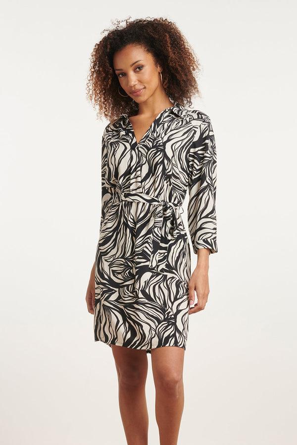 smashed lemon 24165 Simple Chic Abstracte Print Jurk | Sand-Black
