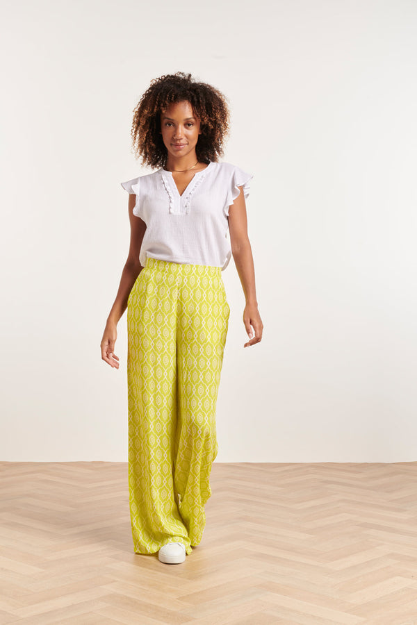 Smashed Lemon 24359 Dames Korte Ruffle Mouw Te Top | White