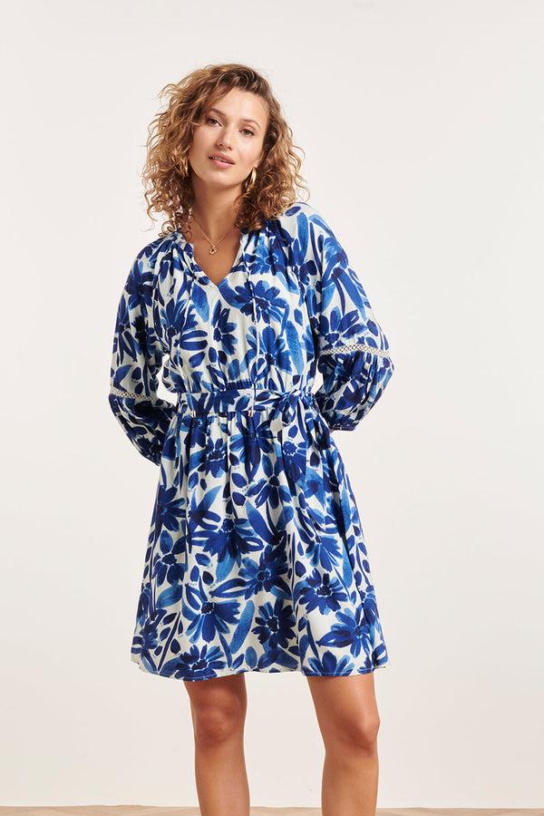 smashed lemon 24377 Dames Jurk Met Bloemenprintcrochet Detail | White-Blue