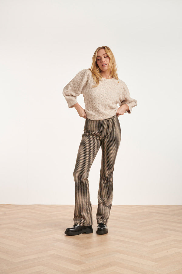 smashed lemon 24575 Diamant Gedessineerde Flared Leggings | Black-Sand