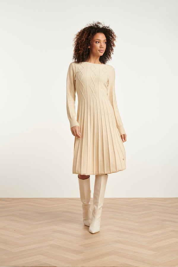 Smashed Lemon 24797 Lange Gebreide Jurk Met Grafische Lijnstructuur | Sand