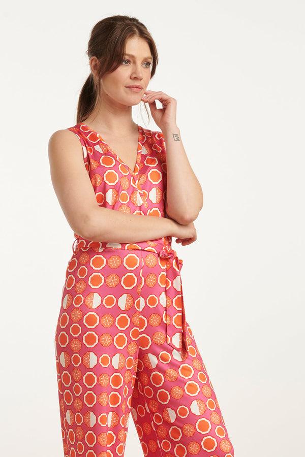 Smashed Lemon 25025 V-Hals Jumpsuit Met Grafische Fruitprint | Pink-Multicolour