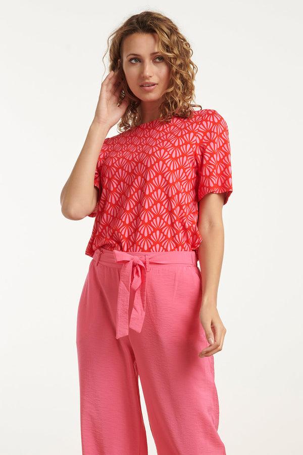 smashed lemon 25040 Stretchy Rondhals Top Met Schelpprint | Red-Pink