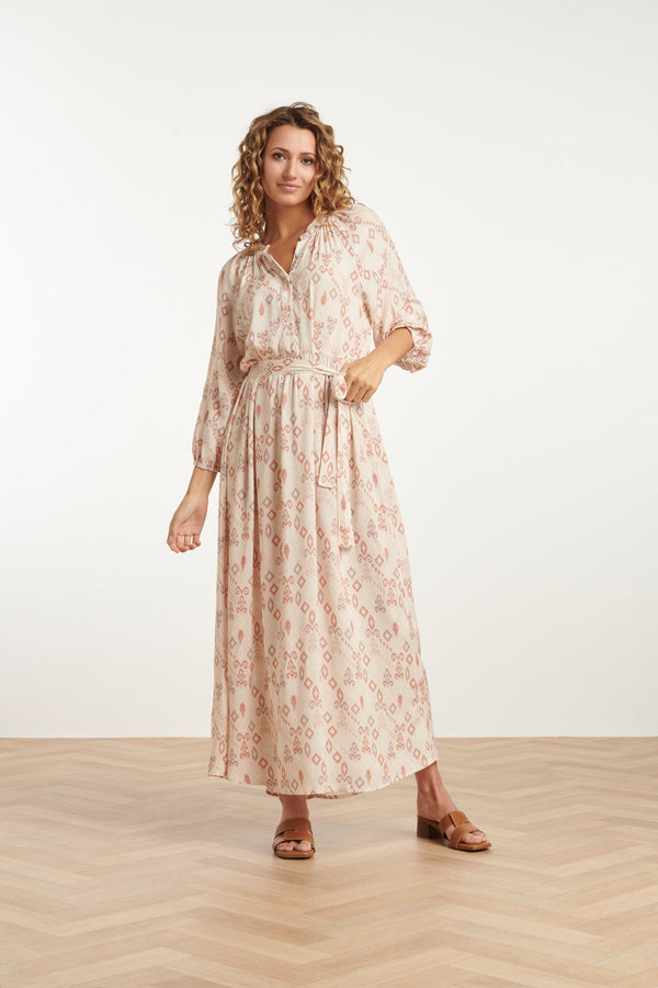 smashed lemon 25042 Lichte Maxi Jurk Met V-Halsaztec Print-Nude Tinten | Sand-Multicolour