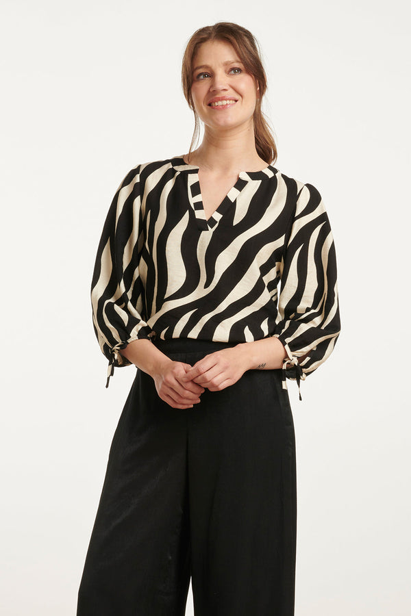 smashed lemon 25076 E Zebra Print Top | Offwhite-Black